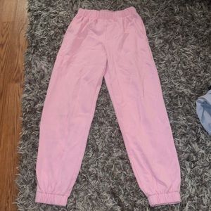 BRANDY MELVILLE ROSA SWEATPANTS!